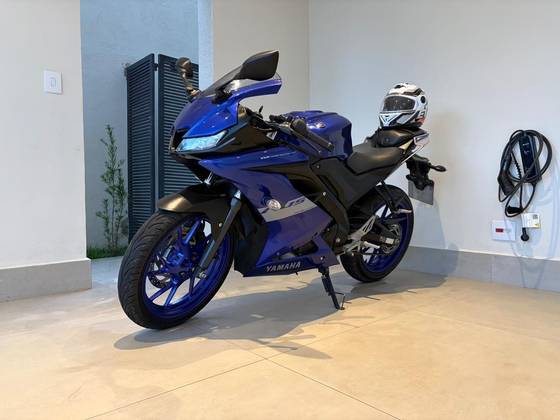 YAMAHA YZF R15 YAMAHA YZF R15